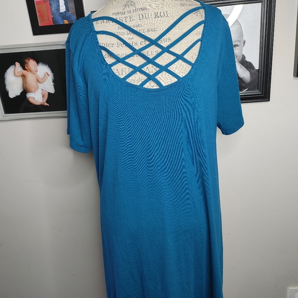 Lattice front Tunic - Picture 1 of 6